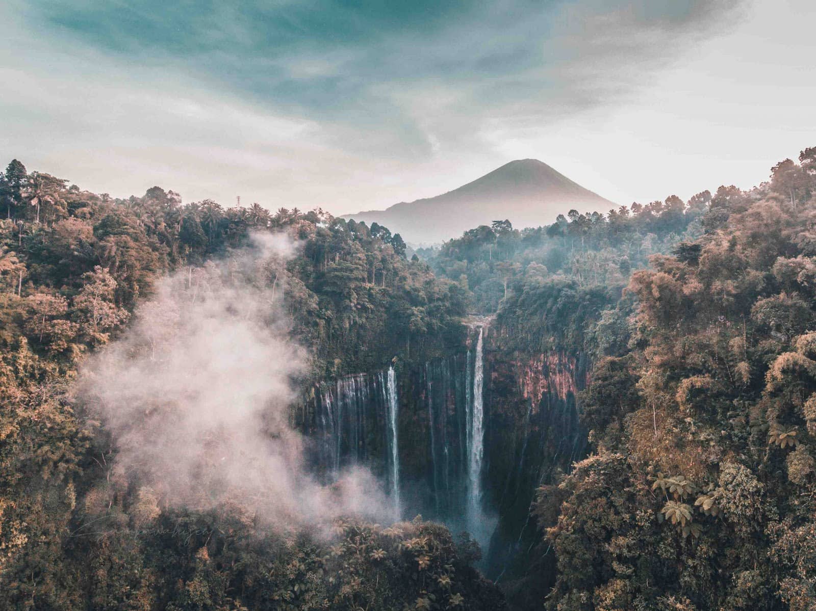 JAVA TOURIM TRAVEL, BROMOECOTOURISM, BROMO SUNRISE TOUR, BROMO IJEN TOUR