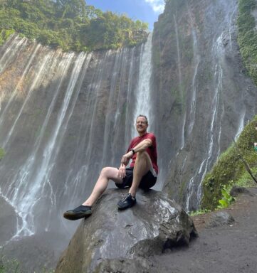TUMPAK SEWU TOURISM FROM MALANG JAVA TOURIM TRAVEL, BROMOECOTOURISM, BROMO SUNRISE TOUR, BROMO IJEN TOUR