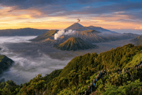 JAVA TOURIM TRAVEL, BROMOECOTOURISM, BROMO SUNRISE TOUR, BROMO IJEN TOUR
