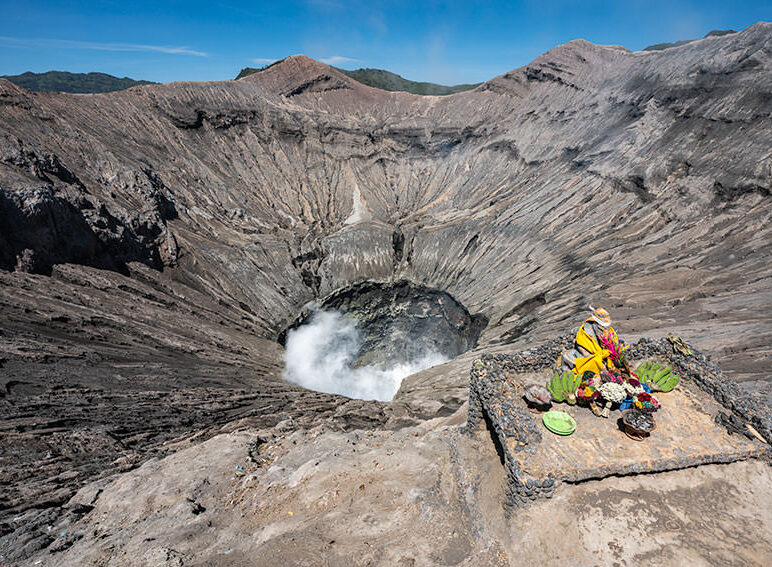 JAVA TOURIM TRAVEL, BROMOECOTOURISM, BROMO SUNRISE TOUR, BROMO IJEN TOUR